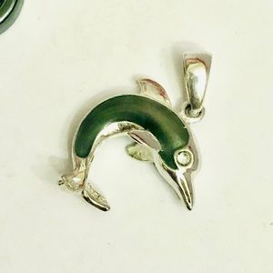 ❣️4/$15 925 Signed Green Enamel Dolphin Pendant